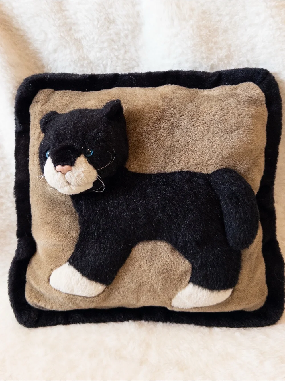 Vintage JAAG Plush Black & White Tuxedo Cat 3D Pillow | Great Condition
